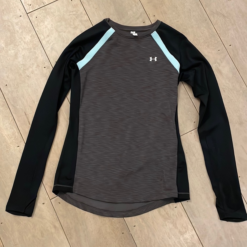 Under Armour Women’s ColdGear Crew Long-Sleeve Shirt